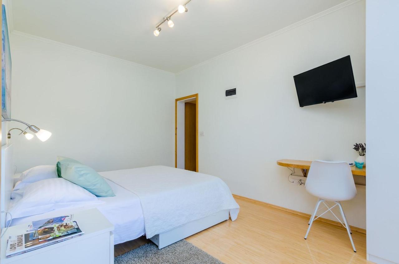 Apartments Sara Молунат Экстерьер фото