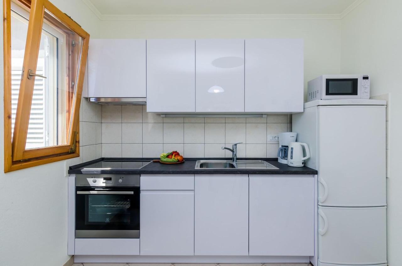 Apartments Sara Молунат Экстерьер фото